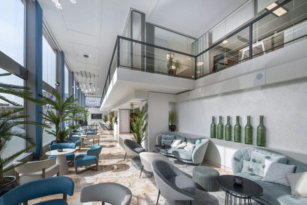 salón moderno y luminoso salón contemporáneo con muebles elegantes y luz natural